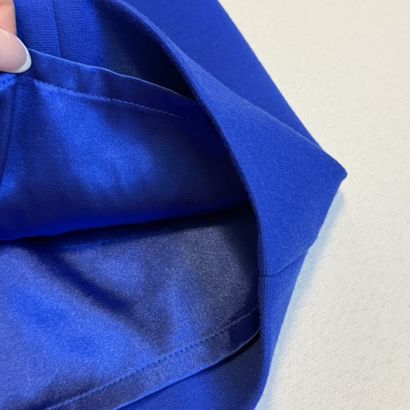 Tahari Ponte Knit Dress Trendy‎ Lined Pencil Square Neck Sleeveless Royal Blue 4 - Picture 10 of 10